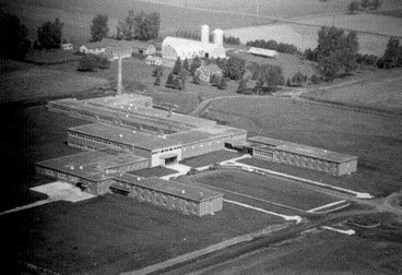 Black and white aerial photo of the U of M Waseca campus